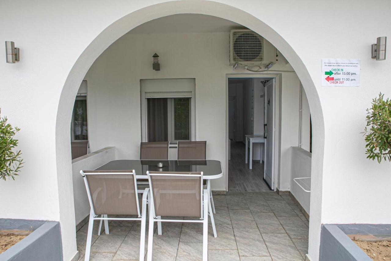 Aelia Sea View Studios Áfitos Exterior foto